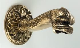 Robinet bassin robinet tête de serpent Art forme noir ancien